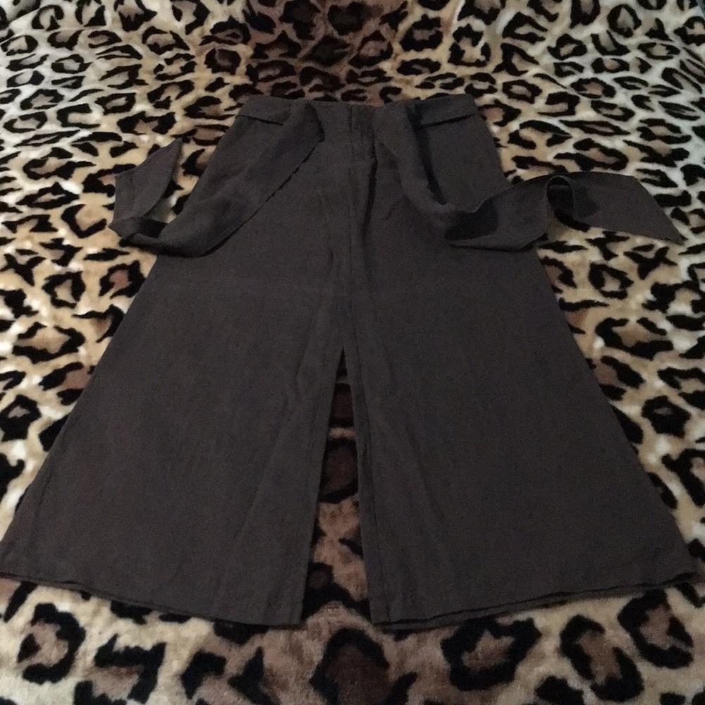 Gently used London Jean Marisa Fit pants size 6